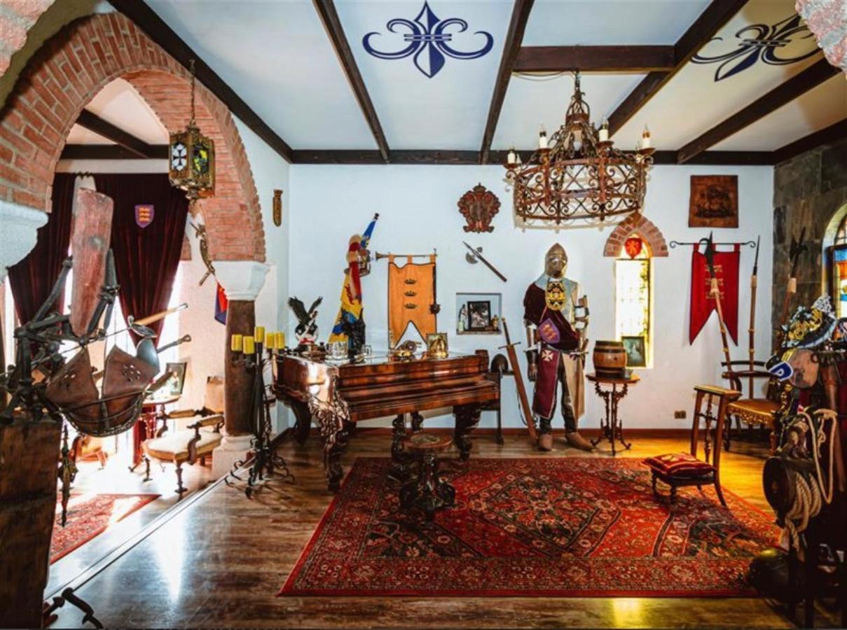 Hotel Castillo Medieval Vina del Mar