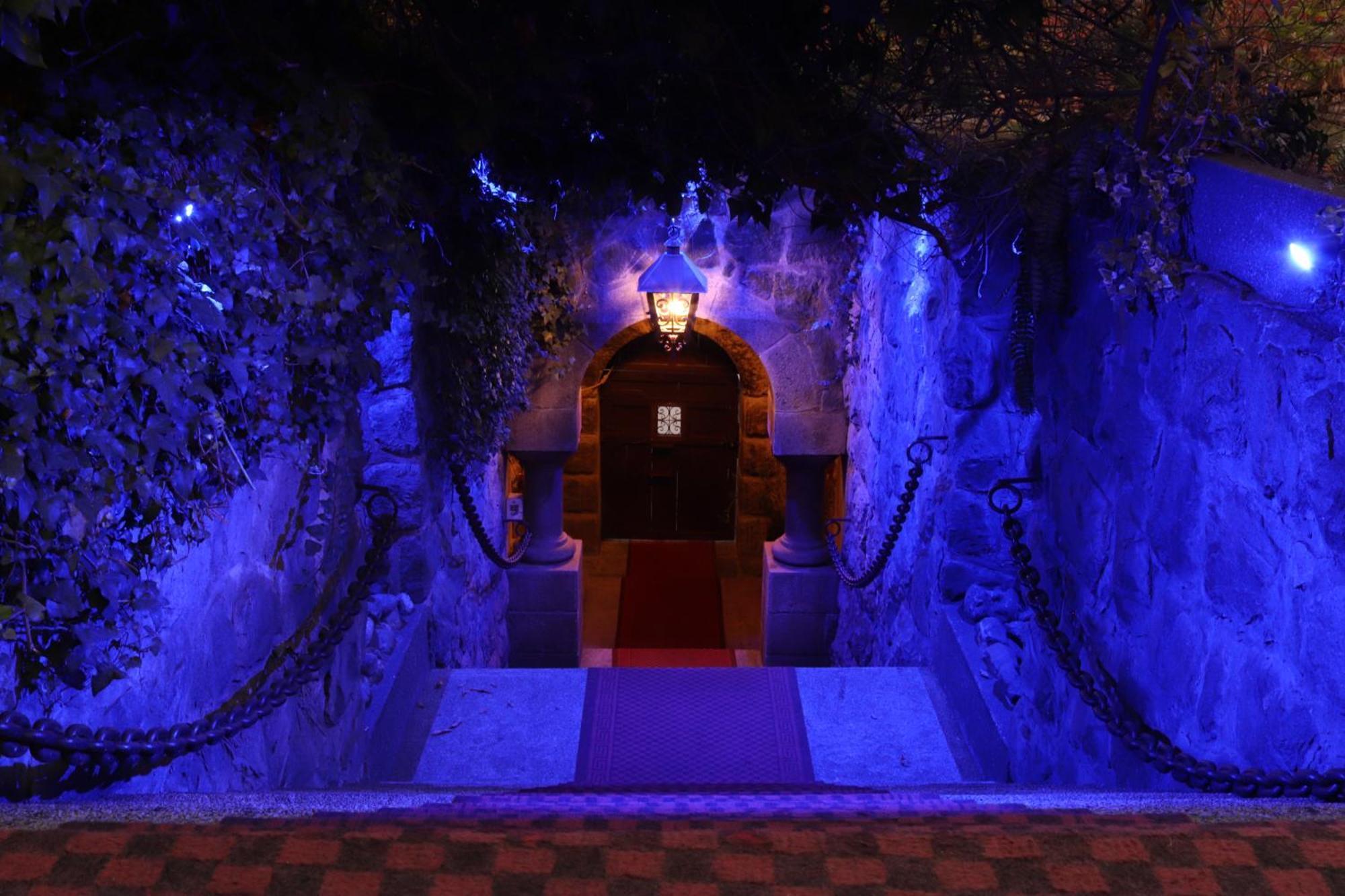 Castillo Medieval Hotel Vina del Mar