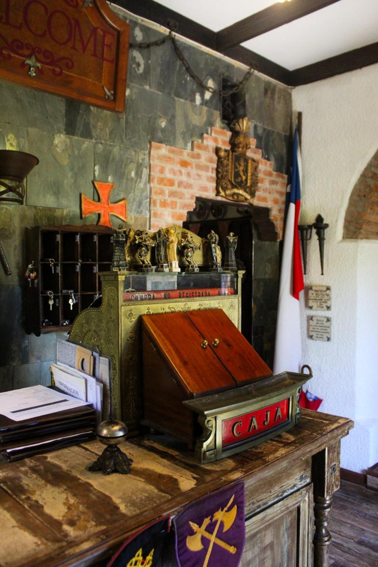 Castillo Medieval Hotel Vina del Mar